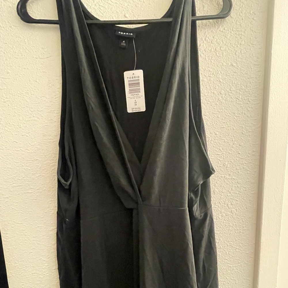 Torrid Gray Sleeveless Wrap Tank Top